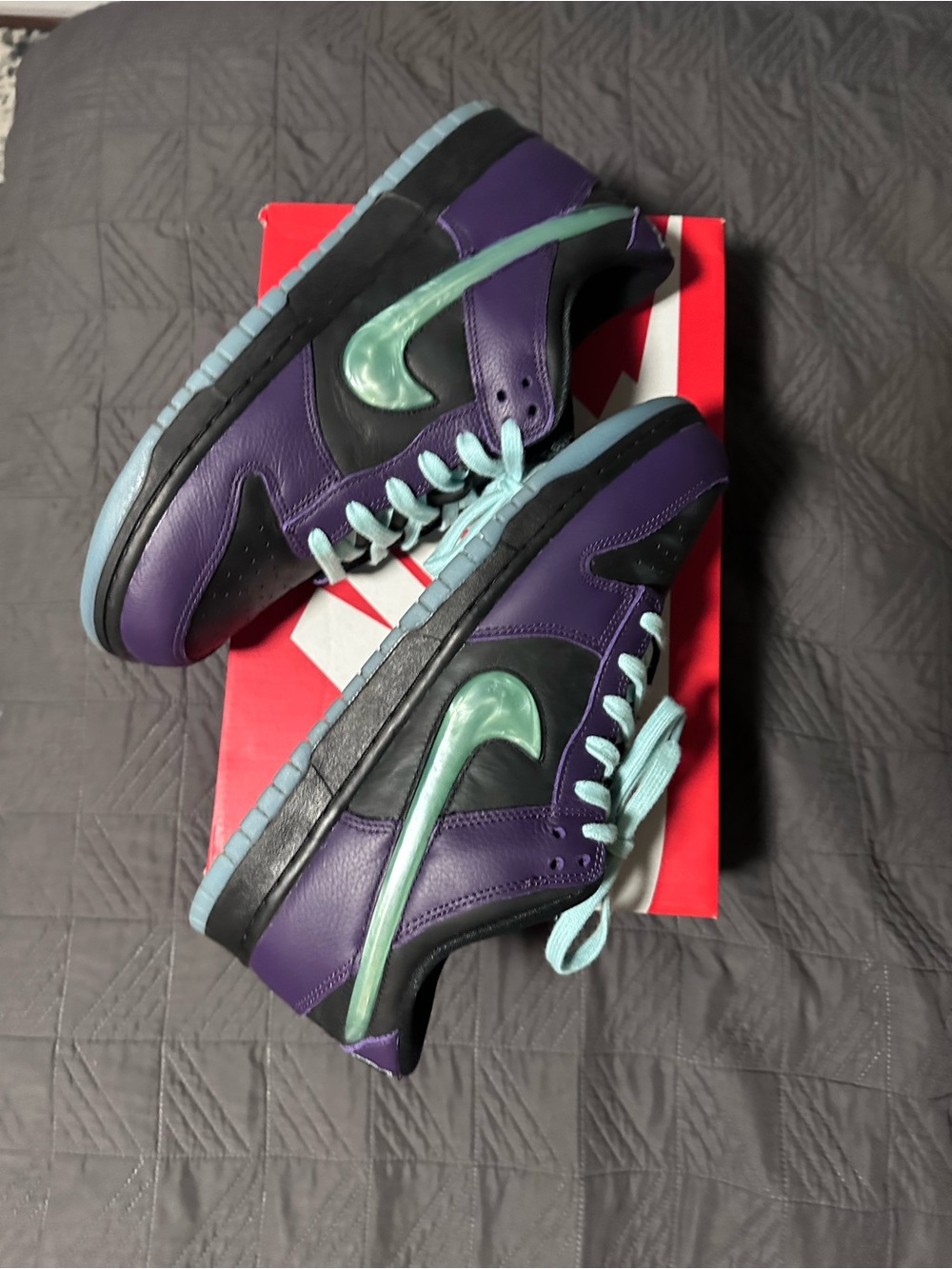 Nike Dunk Low Wizard